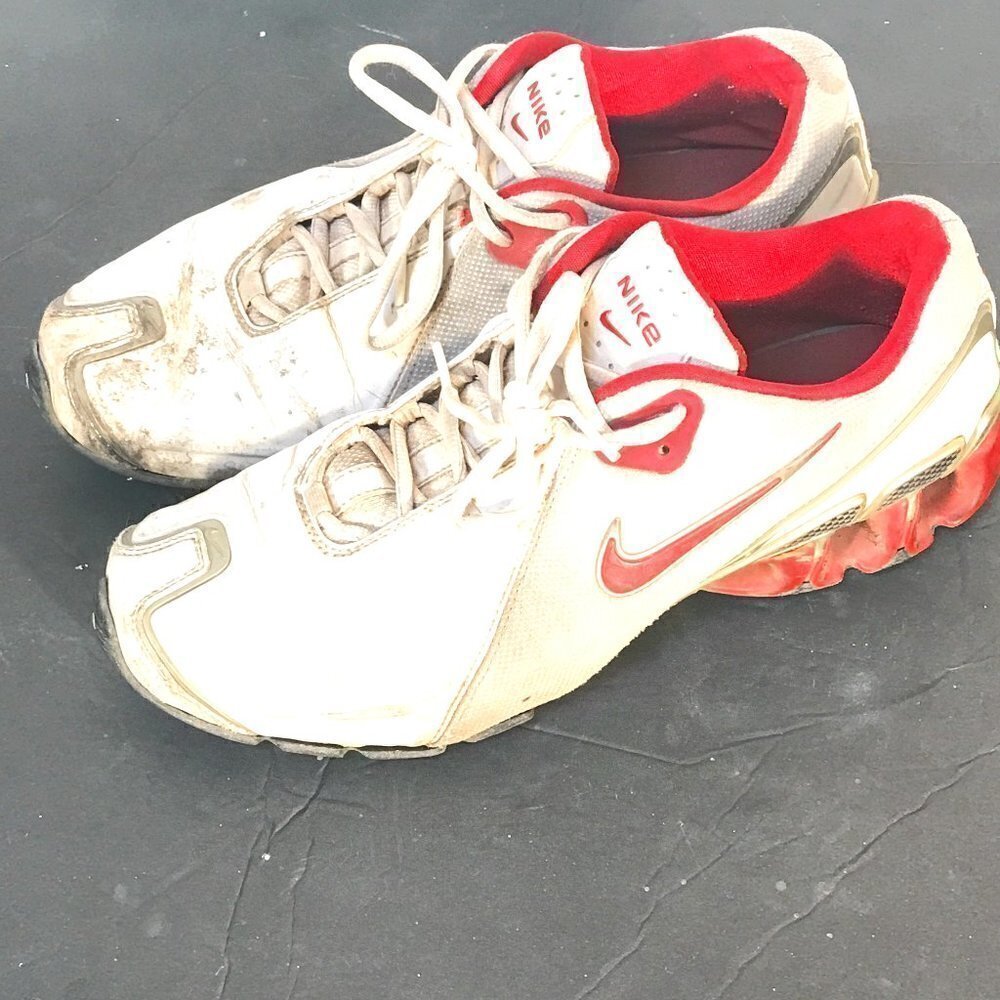 NIKE White Red Basketball Sneakers Athletic Sports Shoes
